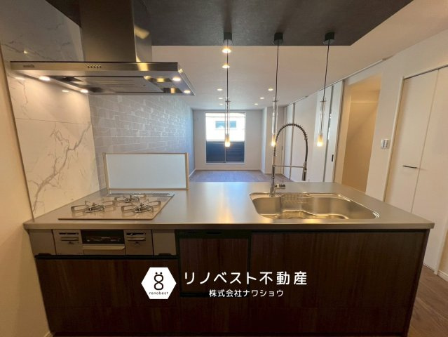 東大阪市今米1丁目のキッチン|便利な食洗機付き◎
作業台も広く使い勝手が良いです♪