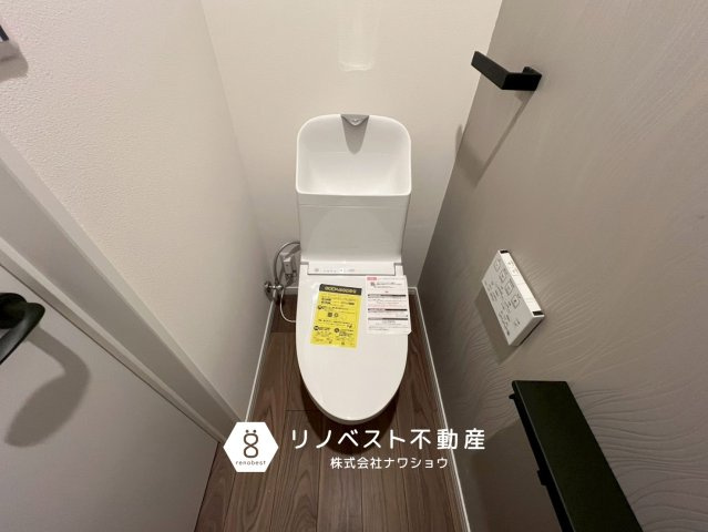 東大阪市今米1丁目のトイレ|「大」と「小」では流れる水の量が約2リットルほど違うモデルが多いので、毎回「大」で流すと年間で数千円の差が出ることもあるため、こまめな使い分けが一番の節約術に！