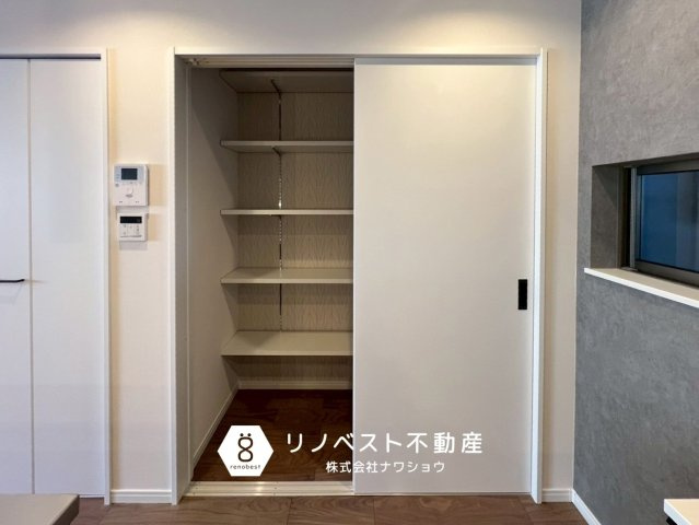 東大阪市今米1丁目の収納|【リノベスト不動産】テナント（事業用）物件のご紹介も可能です。事務所移転・新規開業等お気軽にご相談ください♪
