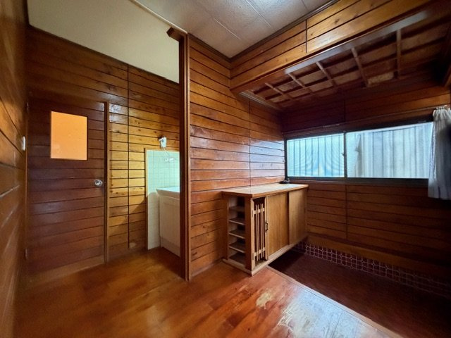 都城市都原町の中古一戸建の玄関