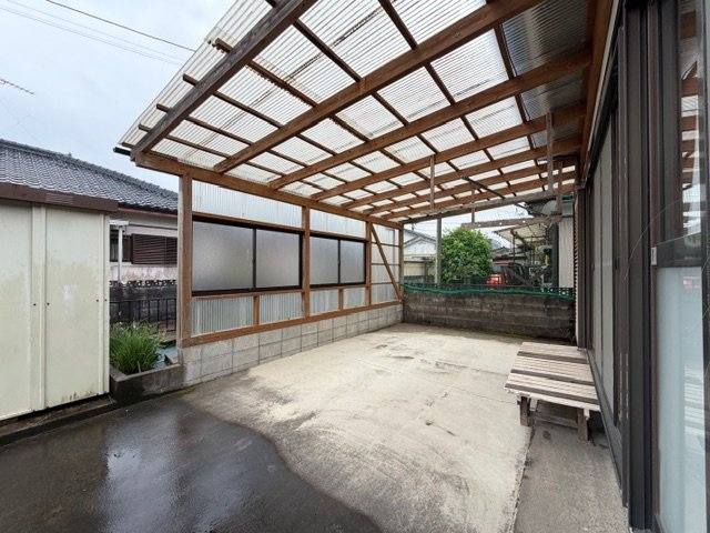 都城市都原町の中古一戸建のバルコニー