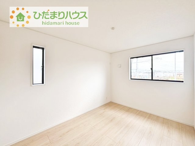 【洋室】 | かすみがうら市下稲吉第15　新築戸建　2号棟 | 木の温もりがやさしいフローリング♪