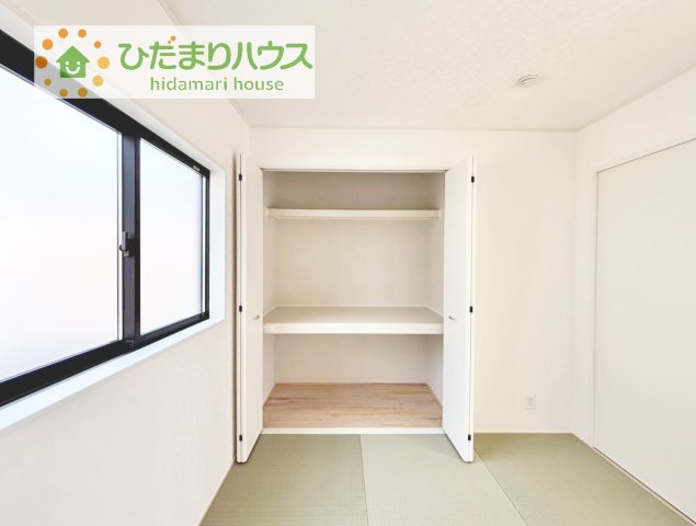 【収納】 | かすみがうら市下稲吉第15　新築戸建　2号棟 | 和室にも大容量のクローゼット完備！
お布団やお子様のおもちゃなどがスッキリ収納できますね(^^♪