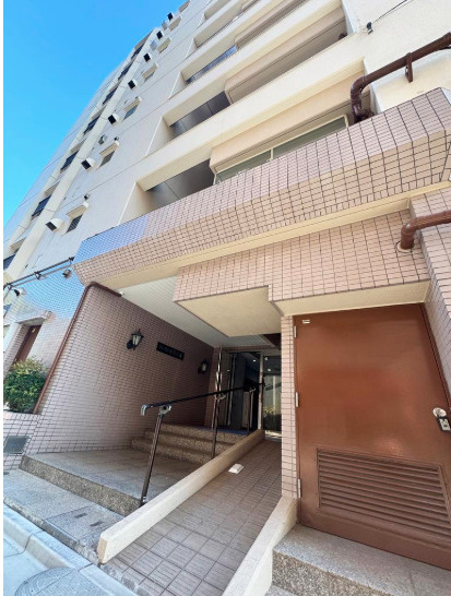 クレスト木場公園　6階　角　部屋　リ　ノベーションの外観