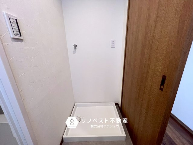 ディオフェルティ石切のランドリースペース|【リノベスト不動産】弊社では売却のご相談も受付中！まずは一度ご相談ください♪
