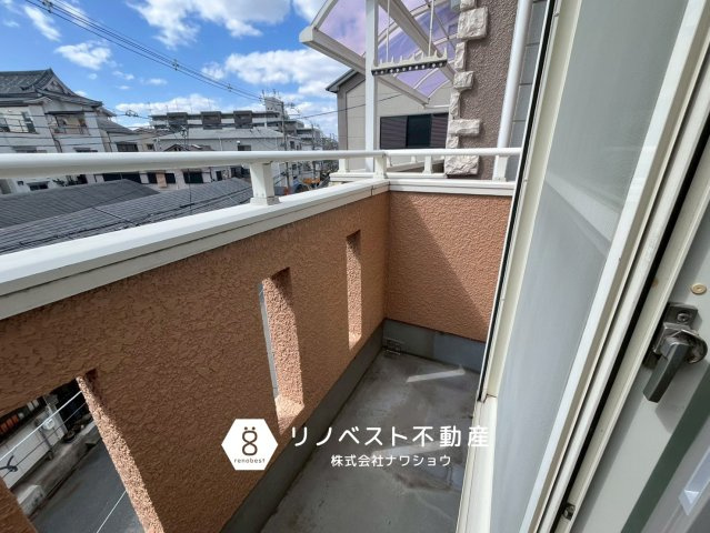 東大阪市源氏ケ丘のバルコニー|【リノベスト不動産】テナント（事業用）物件のご紹介も可能です。事務所移転・新規開業等お気軽にご相談ください♪

