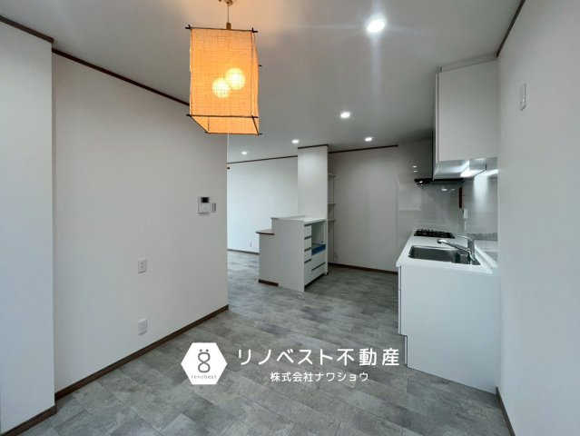 東大阪市源氏ケ丘のキッチン|キッチン横をダイニングにするとデッドスペースがなくなりますね♪