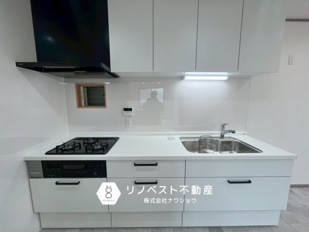 東大阪市源氏ケ丘のキッチン|収納豊富で使い勝手の良いシステムキッチン◎