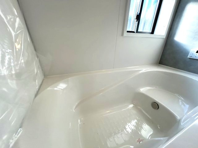 三木市緑が丘町中1丁目　A号棟の浴室