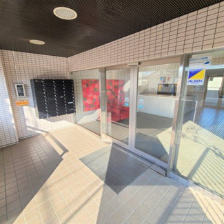 【エントランス】