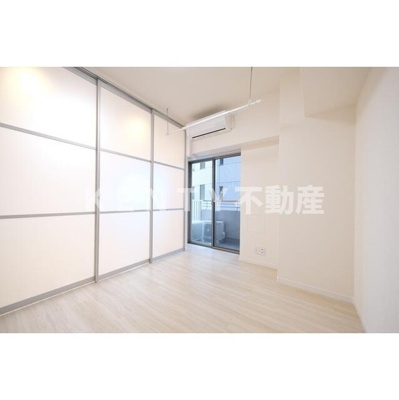 【居間・リビング】 | ＯＮＥ　ＲＯＯＦ　ＦＬＡＴ　ＴＯＧＯＳＨＩ | ゆったりとした居間です