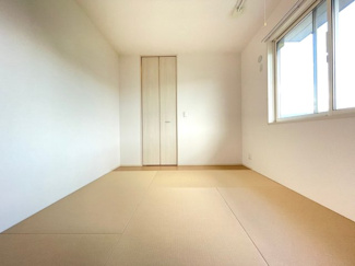 【洋室】 | ガーデンパレス箕面A棟