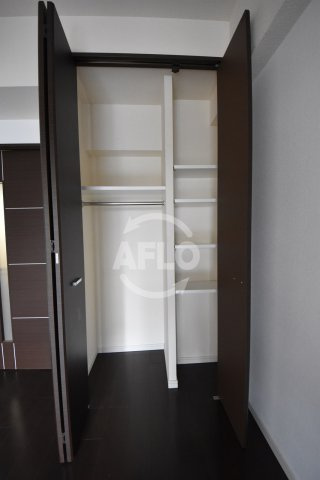 エスライズ天満橋の収納|エスライズ天満橋　クローゼット