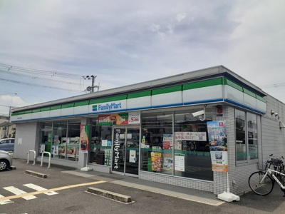 【周辺】 | コスモスマンション | ファミリーマート様まで591m