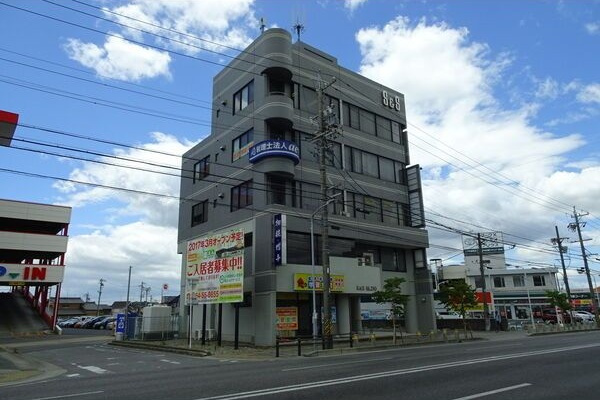 S&Sビルの外観