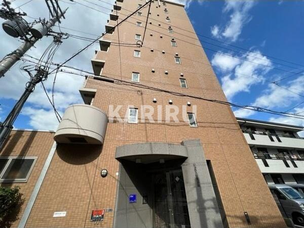 ジュネス関目高殿のエントランス