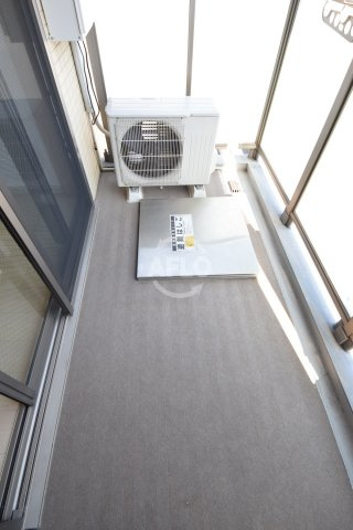 アーバンフラッツ心斎橋のバルコニー|La Douceur心斎橋（ラドゥセール心斎橋）　バルコニー