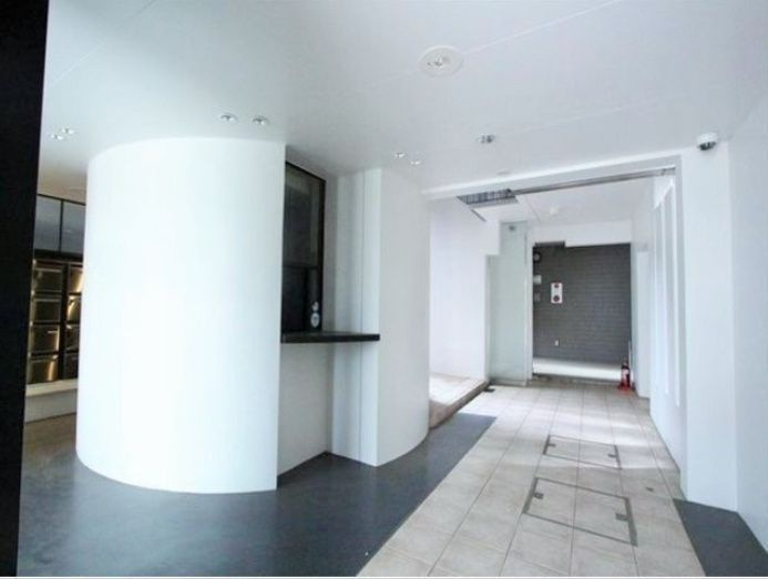 コスモリード駒沢大学のバルコニー