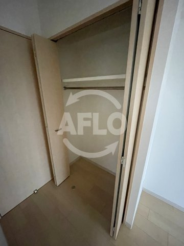 アーバンフラッツ心斎橋の収納|La Douceur心斎橋（ラドゥセール心斎橋）　クローゼット付き