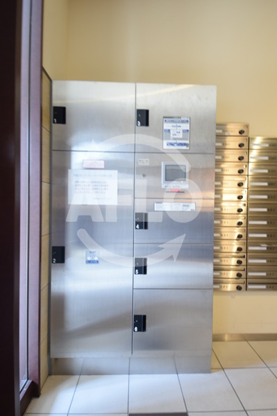 アーバンフラッツ心斎橋のその他共用部分|La Douceur心斎橋（ラドゥセール心斎橋）　宅配ボックス