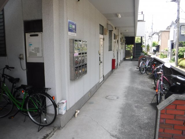 サンハイツ内藤のエントランス