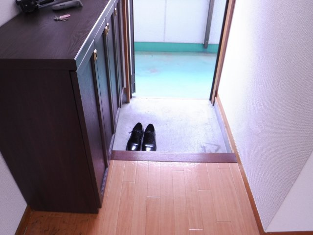 サンハイツ内藤の玄関|他のお部屋の参考写真となります。