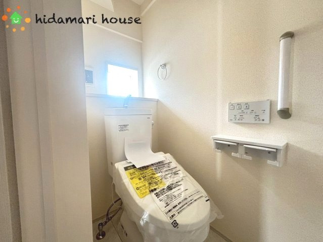 上尾市瓦葺　新築戸建　ブルーミング01のトイレ