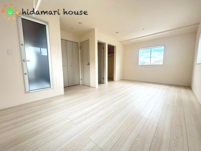 上尾市瓦葺　新築戸建　ブルーミング01の寝室|主寝室：10.5帖