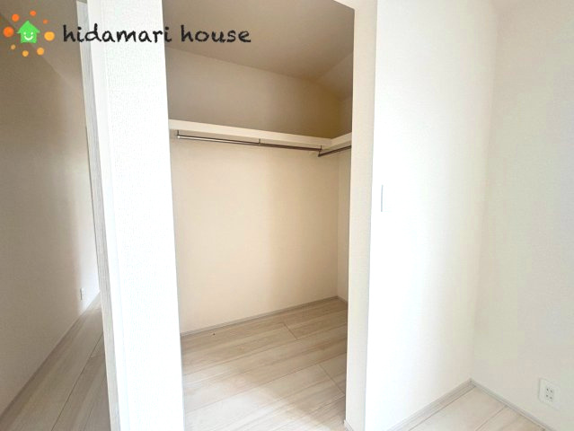 上尾市瓦葺　新築戸建　ブルーミング01の収納