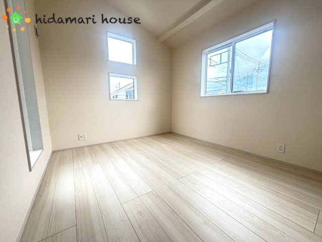 上尾市瓦葺　新築戸建　ブルーミング01の子供部屋|２階洋室：5帖