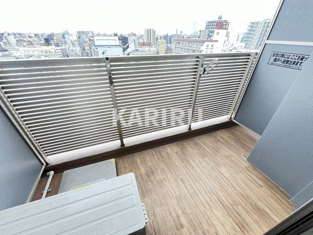 アドバンス大阪バレンシアのバルコニー