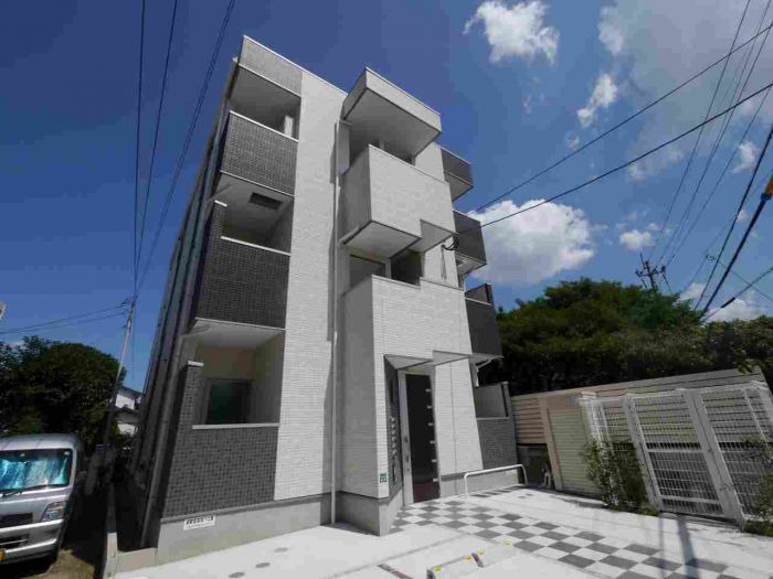 リテラ井尻駅前の外観