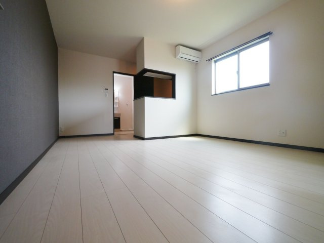 リテラ井尻駅前の居間・リビング