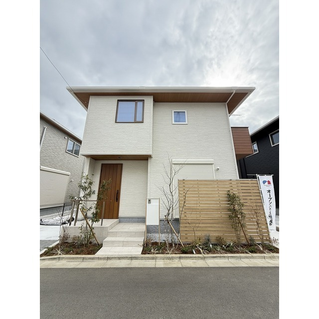 Kolet三鷹大沢の外観