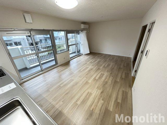 泉北城山台２丁３号棟の内装