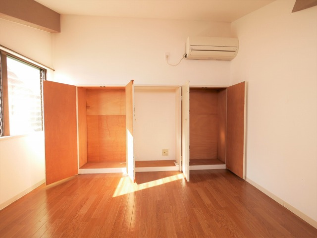 SKハイツ照ヶ丘の収納