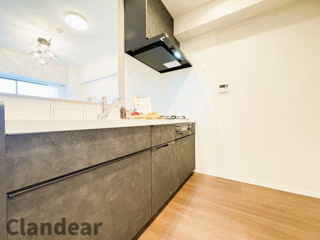 ライオンズマンション小岩第５のキッチン|ドキドキの新生活も、安心してスタート。ぴったりの住まいを見つけませんか？クランディアが一緒に住まい選びをサポートします‼　まずは、お気軽にお問合せください　＃クランディア