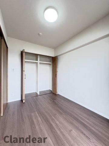 ライオンズマンション小岩第５の洋室|ドキドキの新生活も、安心してスタート。ぴったりの住まいを見つけませんか？クランディアが一緒に住まい選びをサポートします‼　まずは、お気軽にお問合せください　＃クランディア