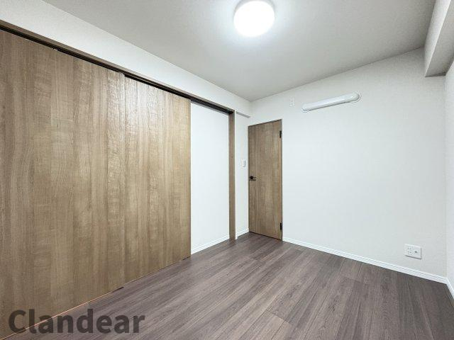 ライオンズマンション小岩第５の洋室|ドキドキの新生活も、安心してスタート。ぴったりの住まいを見つけませんか？クランディアが一緒に住まい選びをサポートします‼　まずは、お気軽にお問合せください　＃クランディア