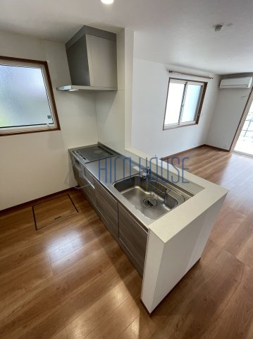 中新田戸建貸家　C棟のキッチン