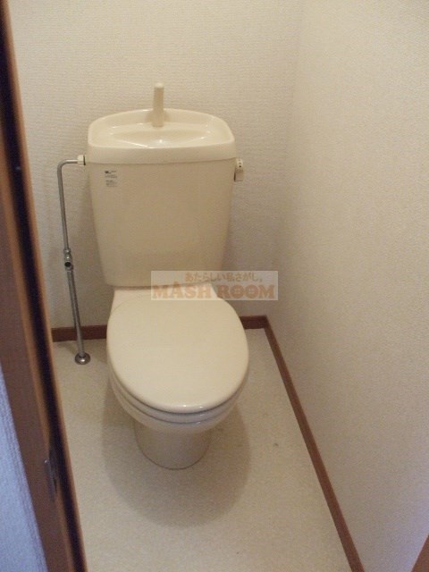フレア・プランドールBのトイレ