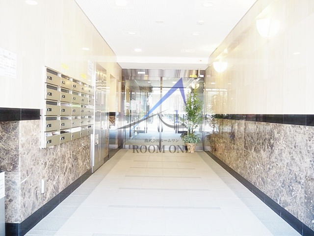 ルーブル千鳥町のエントランス|エントランスです。