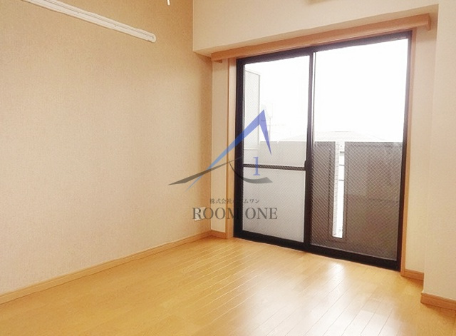 ルーブル千鳥町の居間・リビング|洋室のお部屋です。