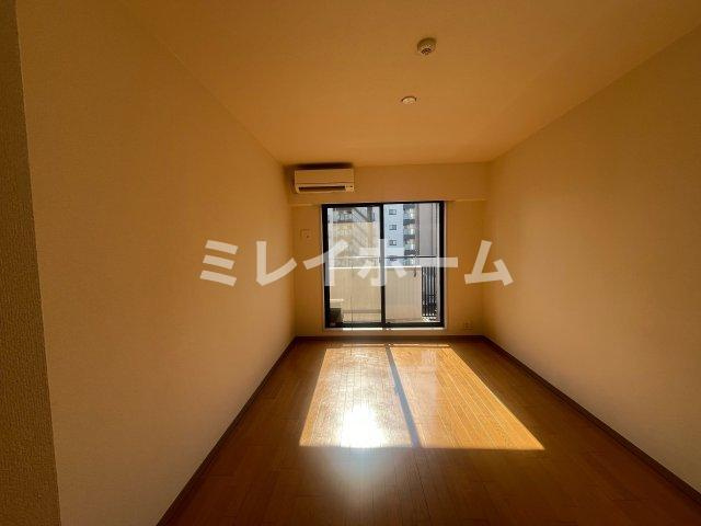 グランドフォーレヤマモトの居間・リビング|同建物内、別のお部屋の参考写真になります。