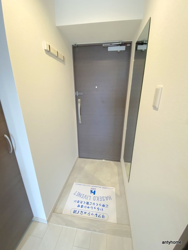 ライブカーサ上新庄　仲介手数料無料の玄関