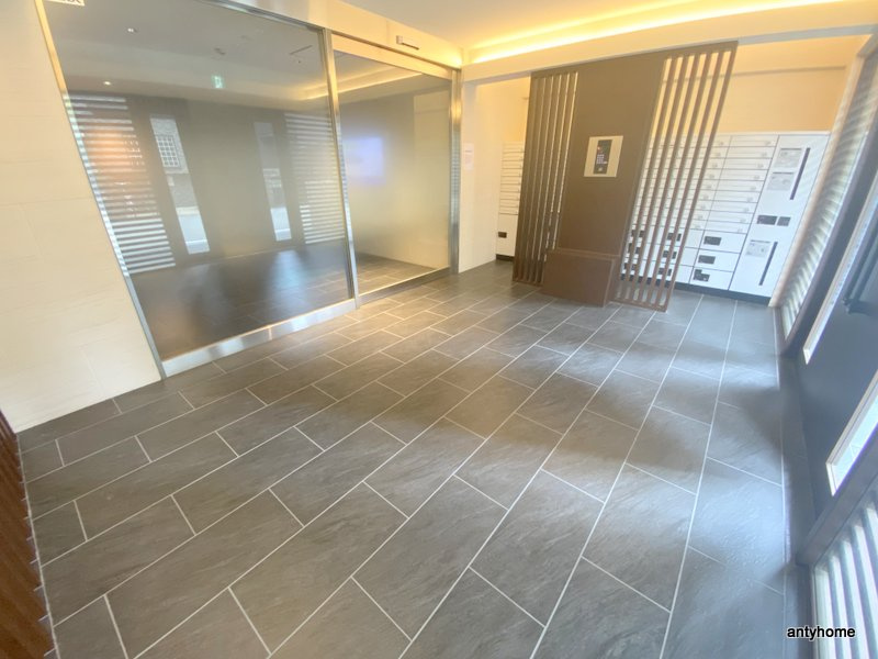 ライブカーサ上新庄　仲介手数料無料のロビー