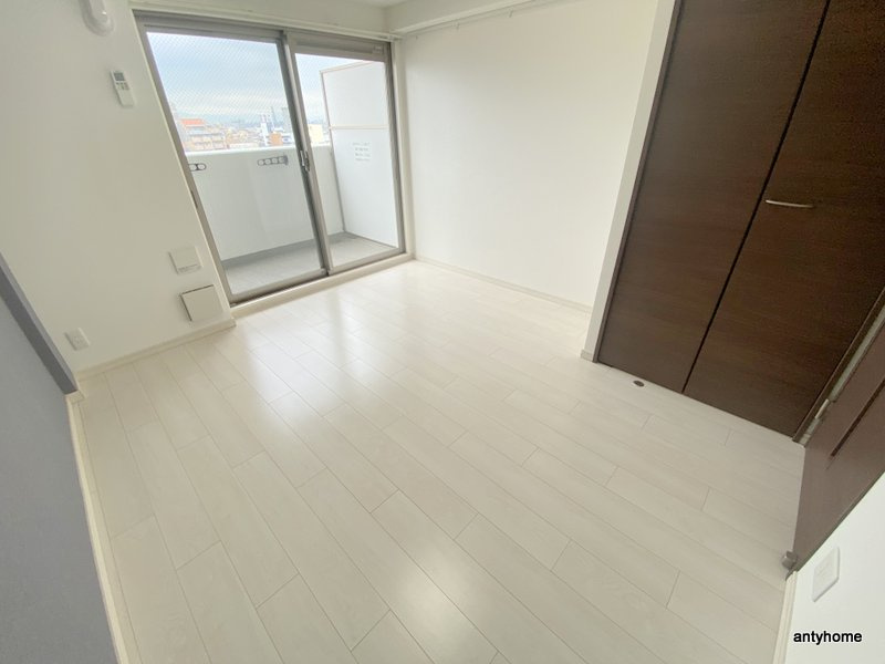 ライブカーサ上新庄　仲介手数料無料の寝室