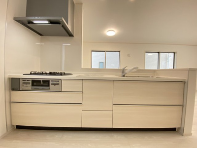 【キッチン】 | 糸満市兼城（全2棟）B号棟 | ※同仕様写真です