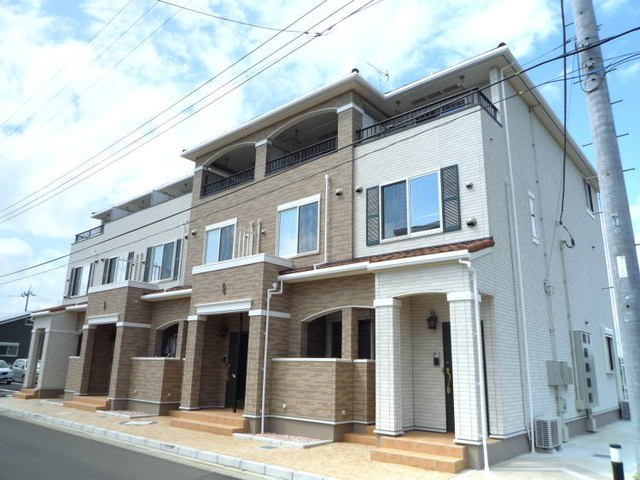 コンフィエの外観|おしゃれな外観です