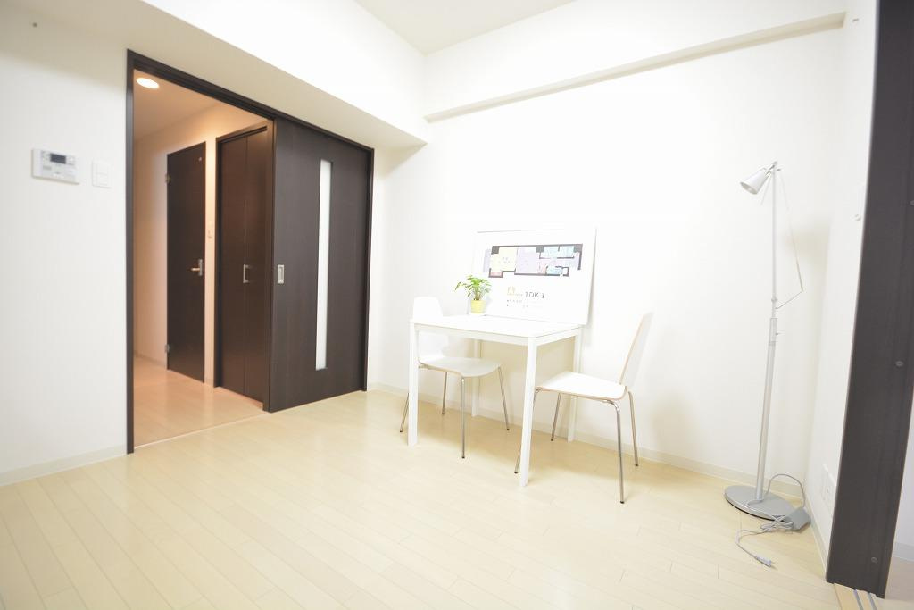 カーサラピスの居間・リビング|カーサラピス　ダイニングスペース